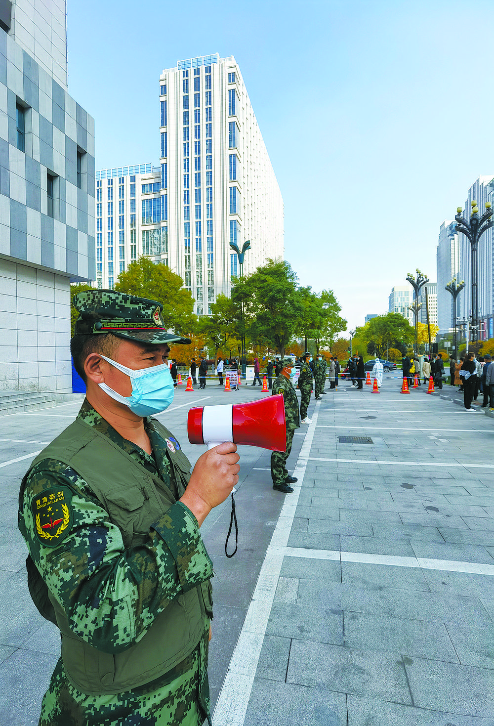 武警孙万红简介图片